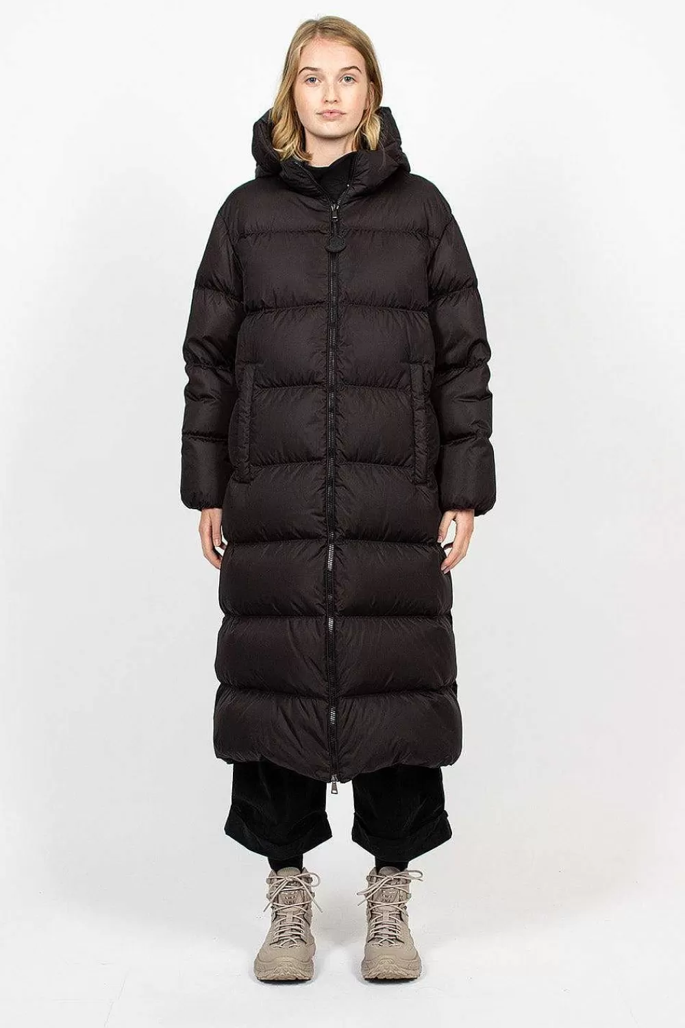 Moncler Catchet Down Coat Black | Outerwear