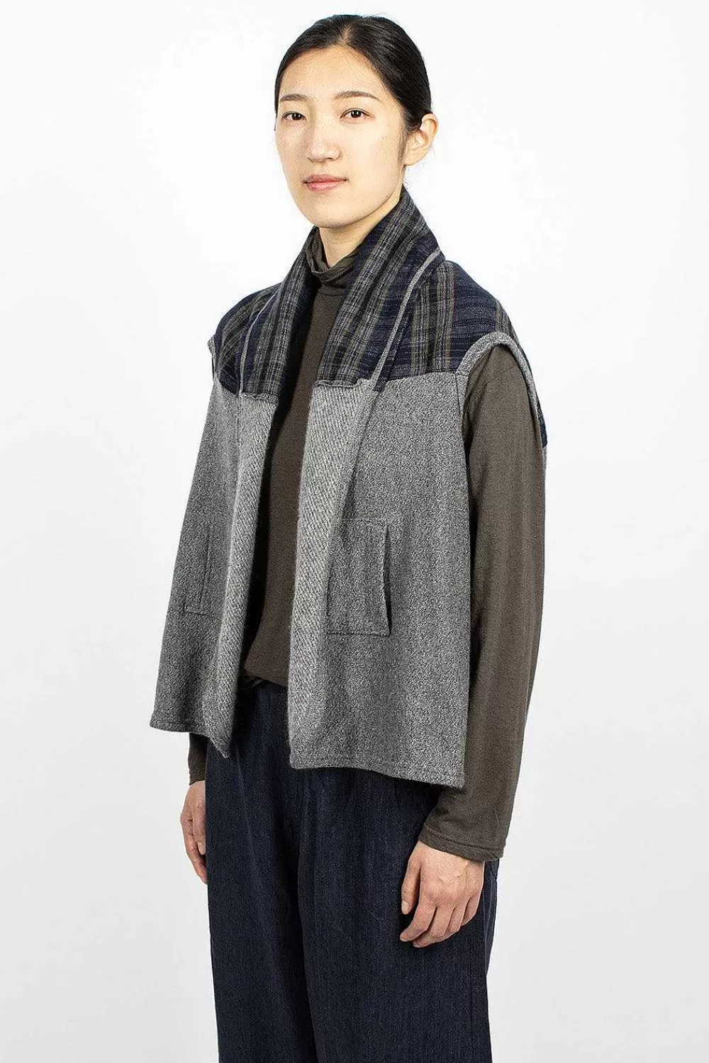 Vlas Blomme Plaid Cape Heather Grey | Knitwear