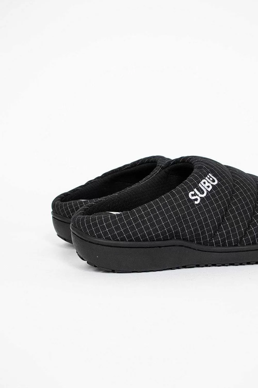 and wander Subu Reflective Ripstop Sandal Black | Shoes