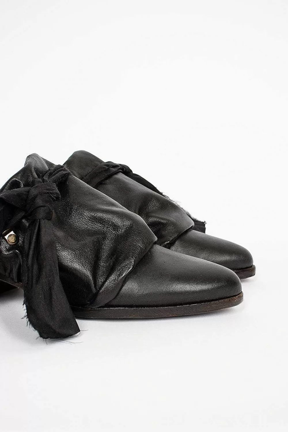 Atelier Inscrire Sulkan Leather Mule Black | Shoes