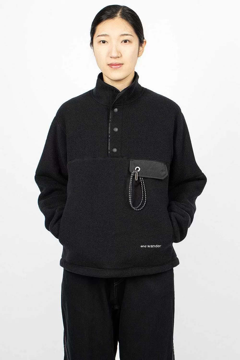 and wander Wool Fleece Pullover Black | Tops